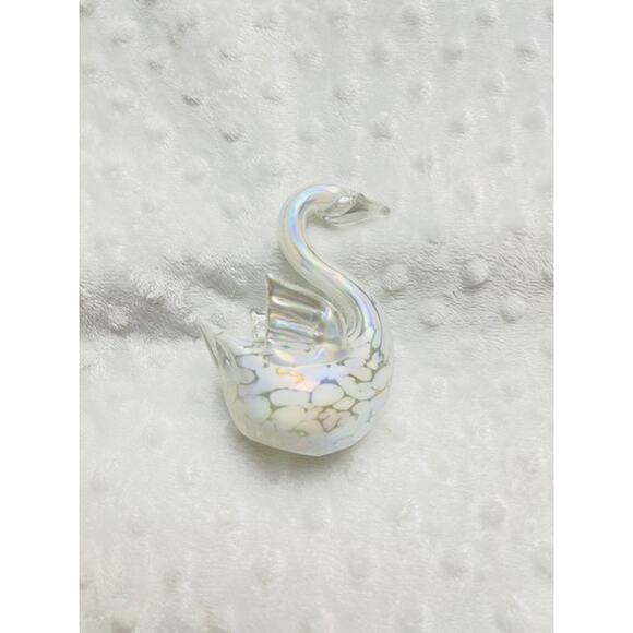 Vintage Viking White Spotted Iridescent Rainbow Lustre Glass Swan - Picture 7 of 7